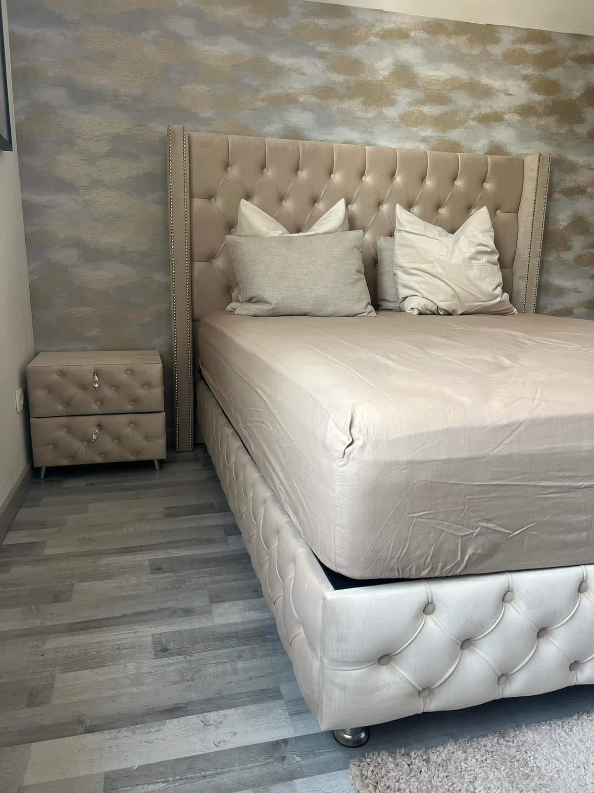 Chevet Capitonné en Velours - BEIGE